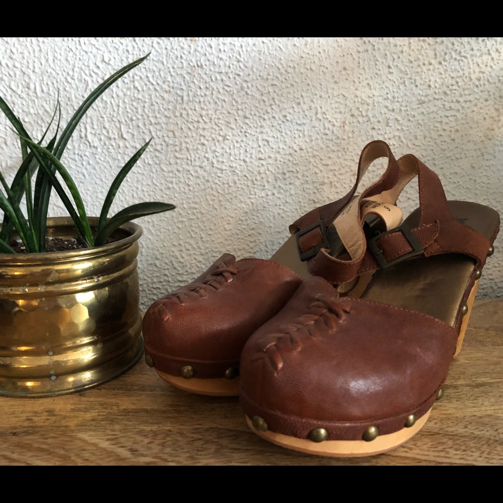 Sz 9 Jeffrey Campbell Woodies Clogs - Free People